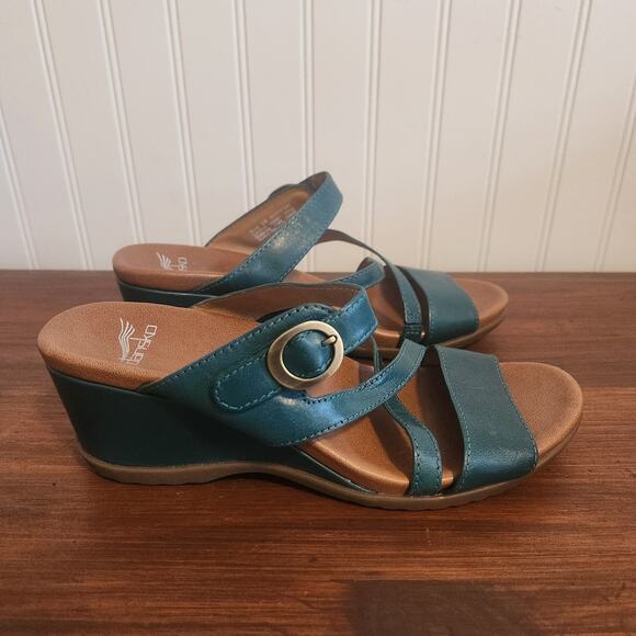 Dansko Womens Size 7.5/38 Man Made Leather Teal Open Toe Chunky Heel Sandals New - Picture 3 of 10